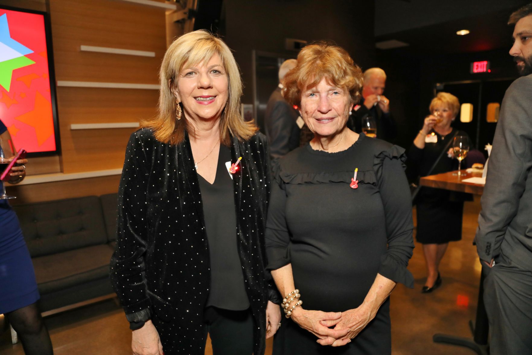 Carol Goodman, Suzie Nall